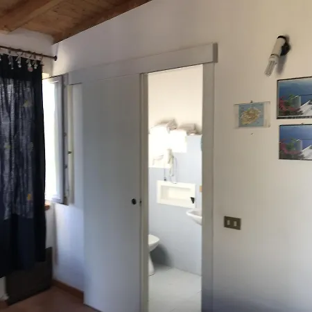 Del Tramonto Isola di Ustica